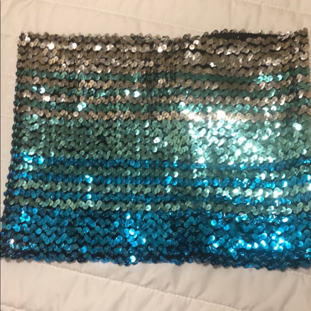 Cropped tube top super cute